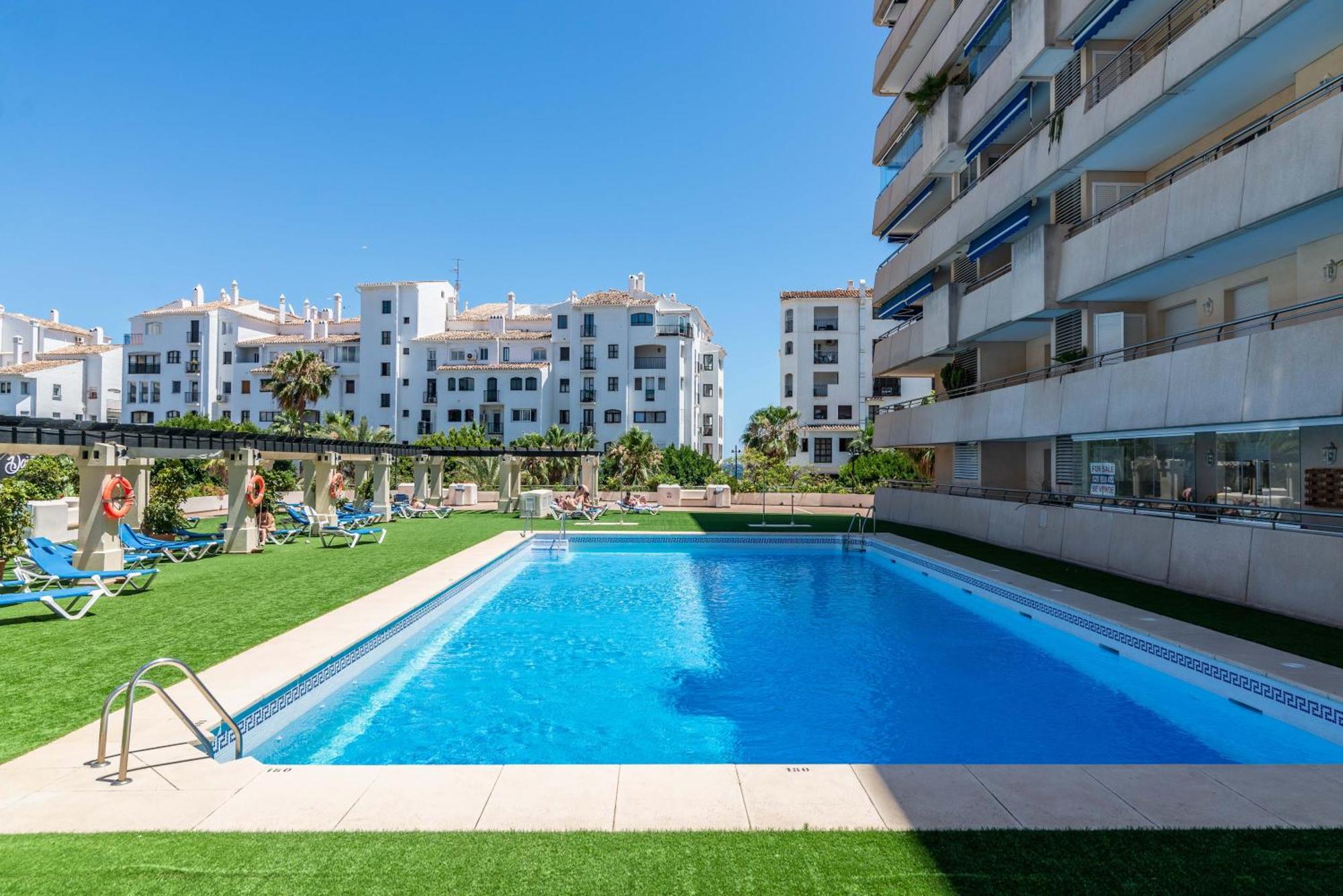 Puerto Banus Piso Con Piscina, Garaje Y Padel